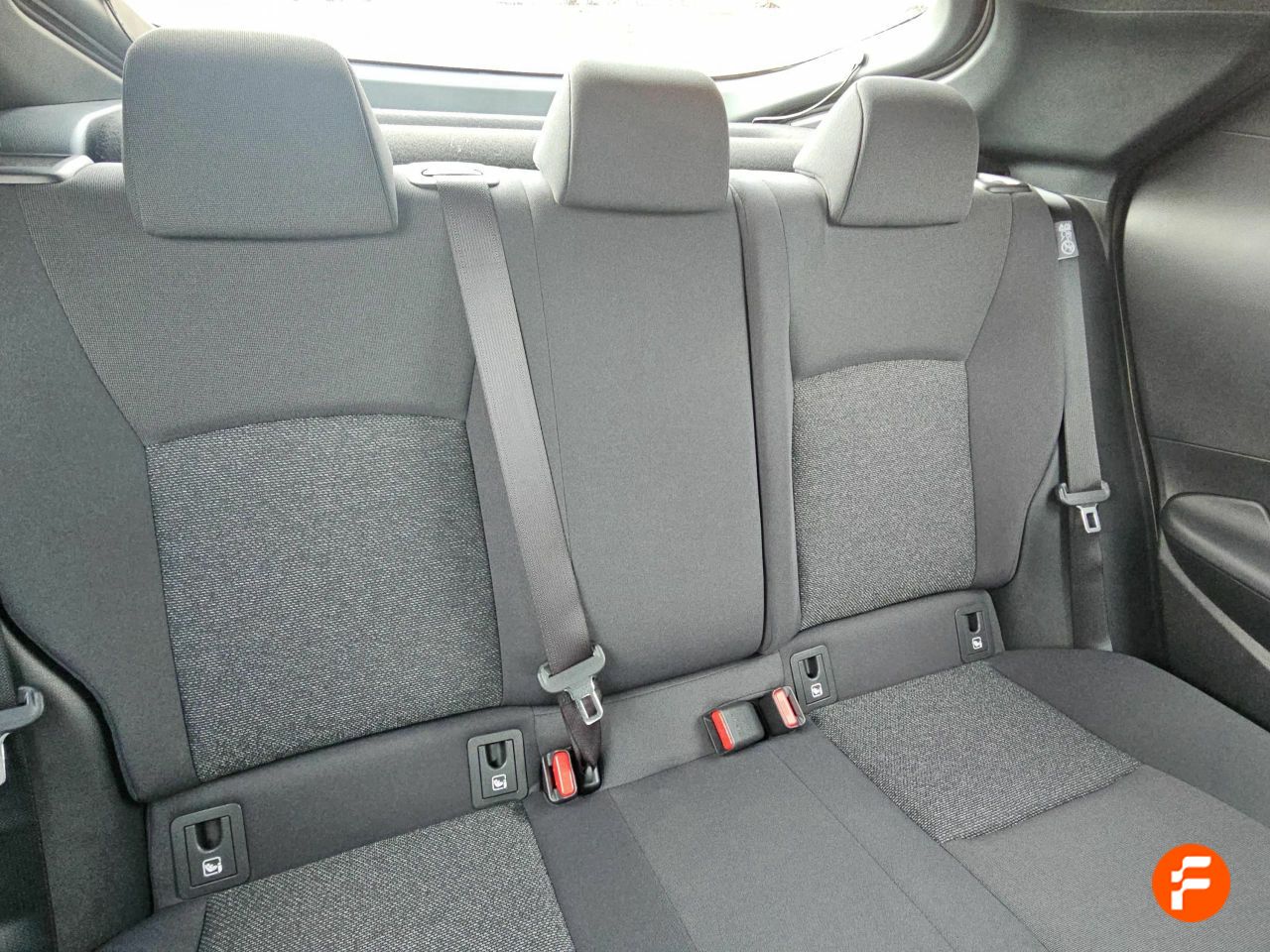 Foto Toyota C-HR 25