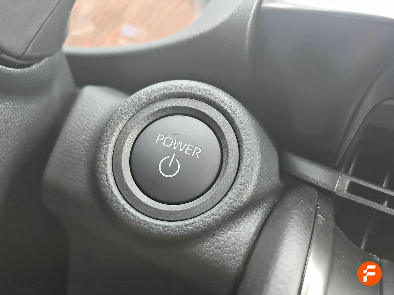 Foto Toyota C-HR 39