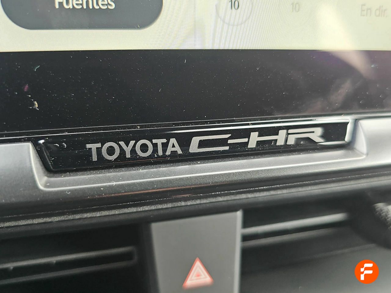 Foto Toyota C-HR 40