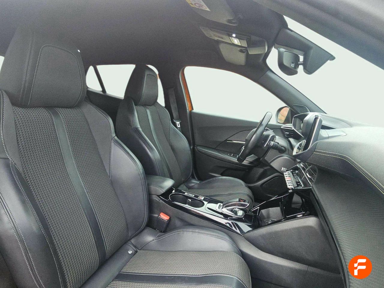 Foto Peugeot 2008 13