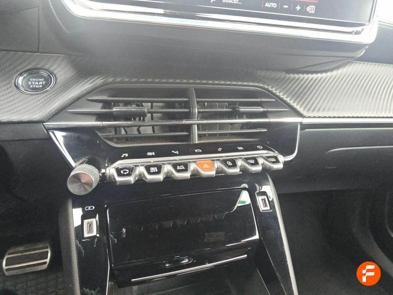 Foto Peugeot 2008 28