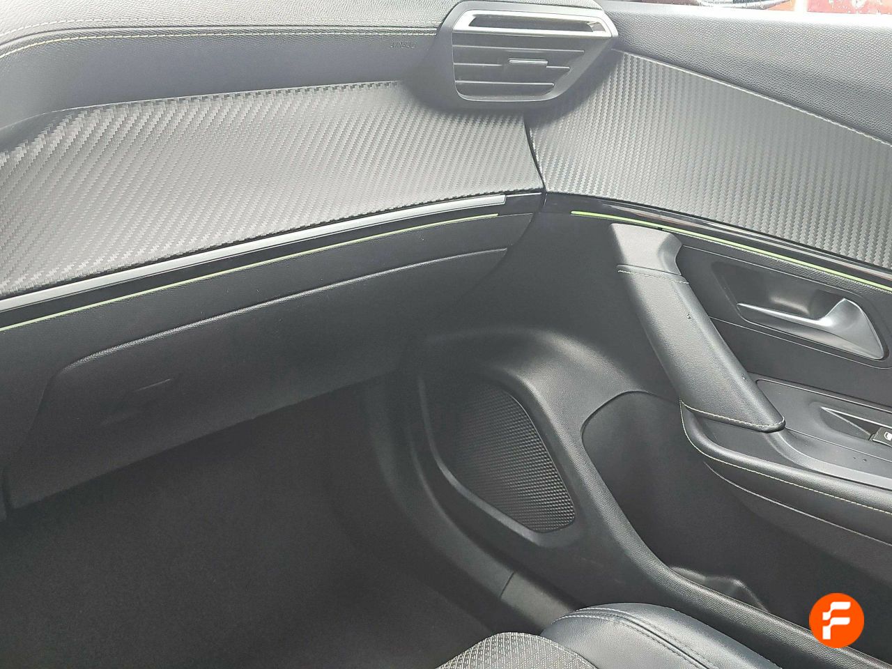 Foto Peugeot 2008 32