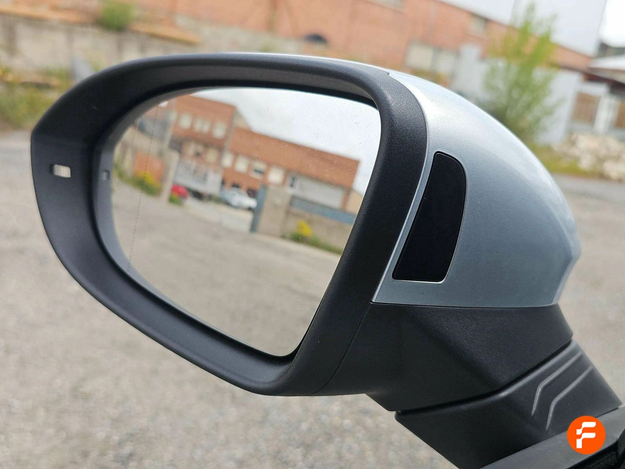 Foto Volkswagen Golf 31