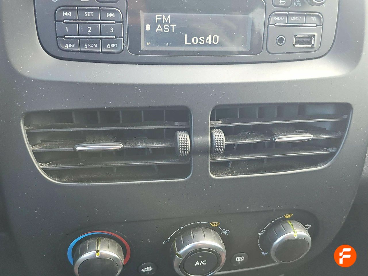 Foto Renault Clio 33