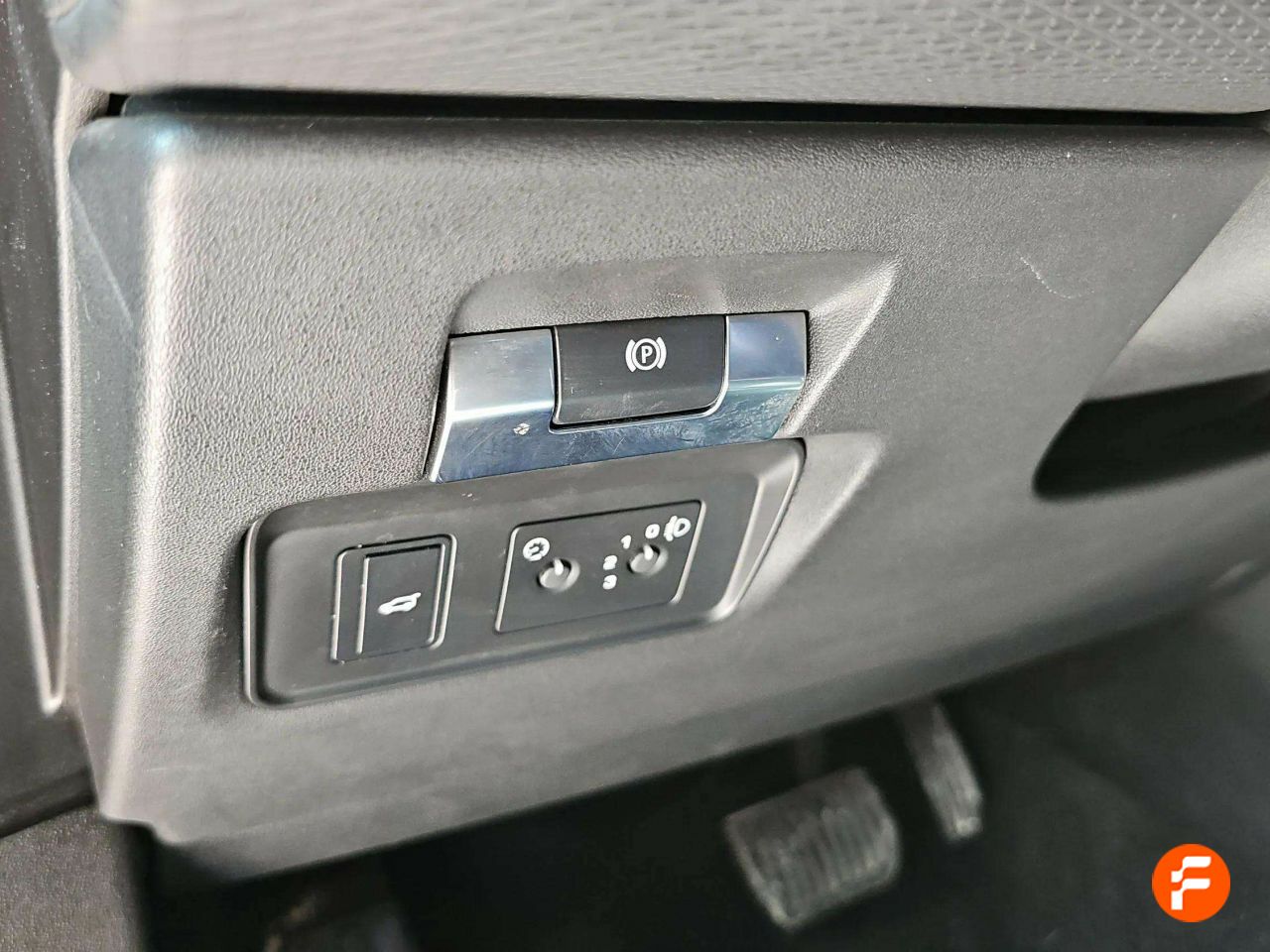 Foto Land-Rover Range Rover Evoque 32