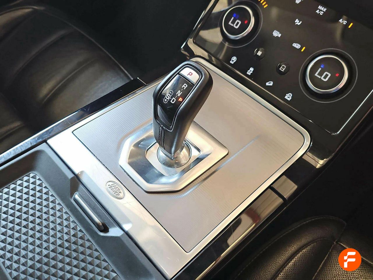 Foto Land-Rover Range Rover Evoque 35