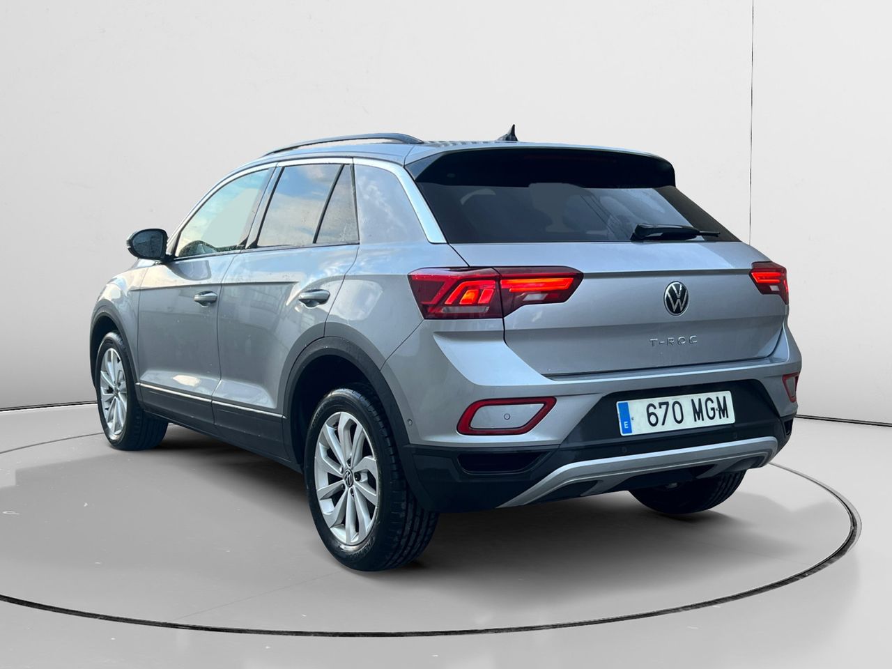 Foto Volkswagen T-Roc 4