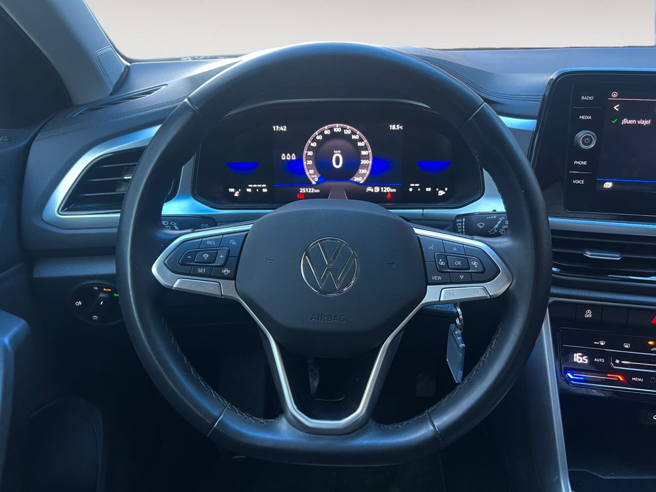 Foto Volkswagen T-Roc 6