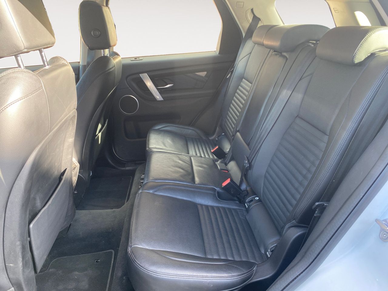 Foto Land-Rover Discovery Sport 9