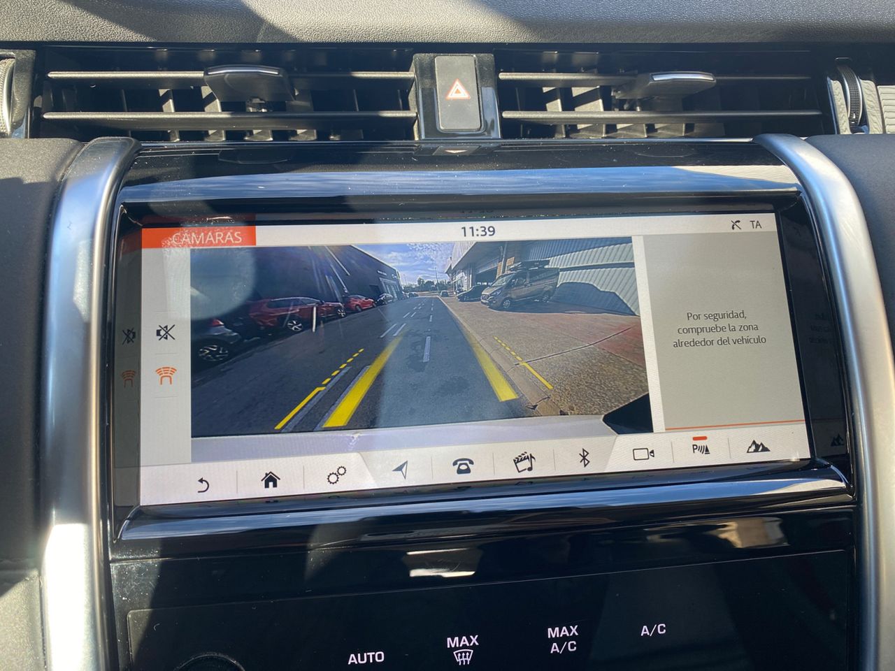 Foto Land-Rover Discovery Sport 18