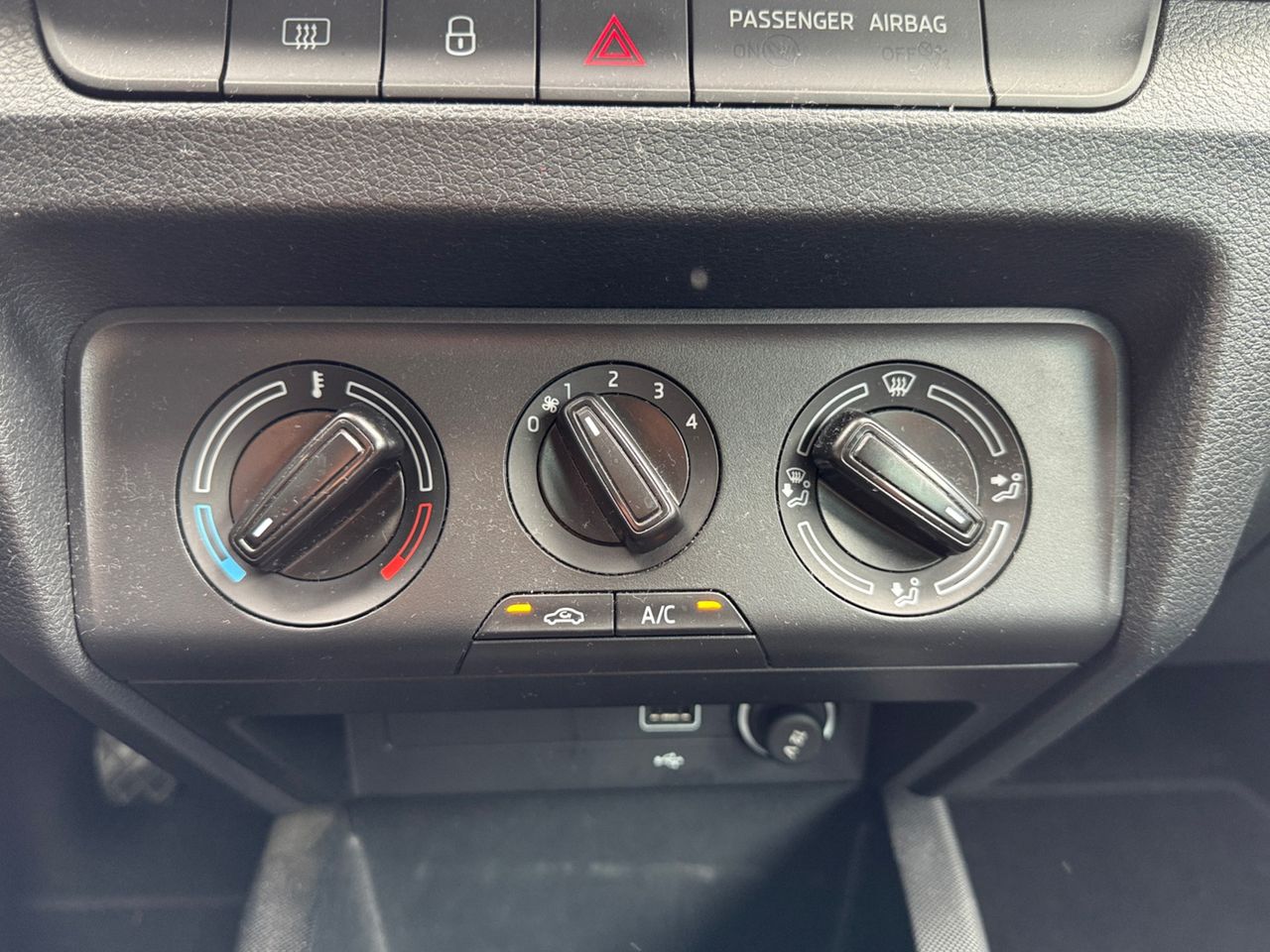 Foto Skoda Fabia 17