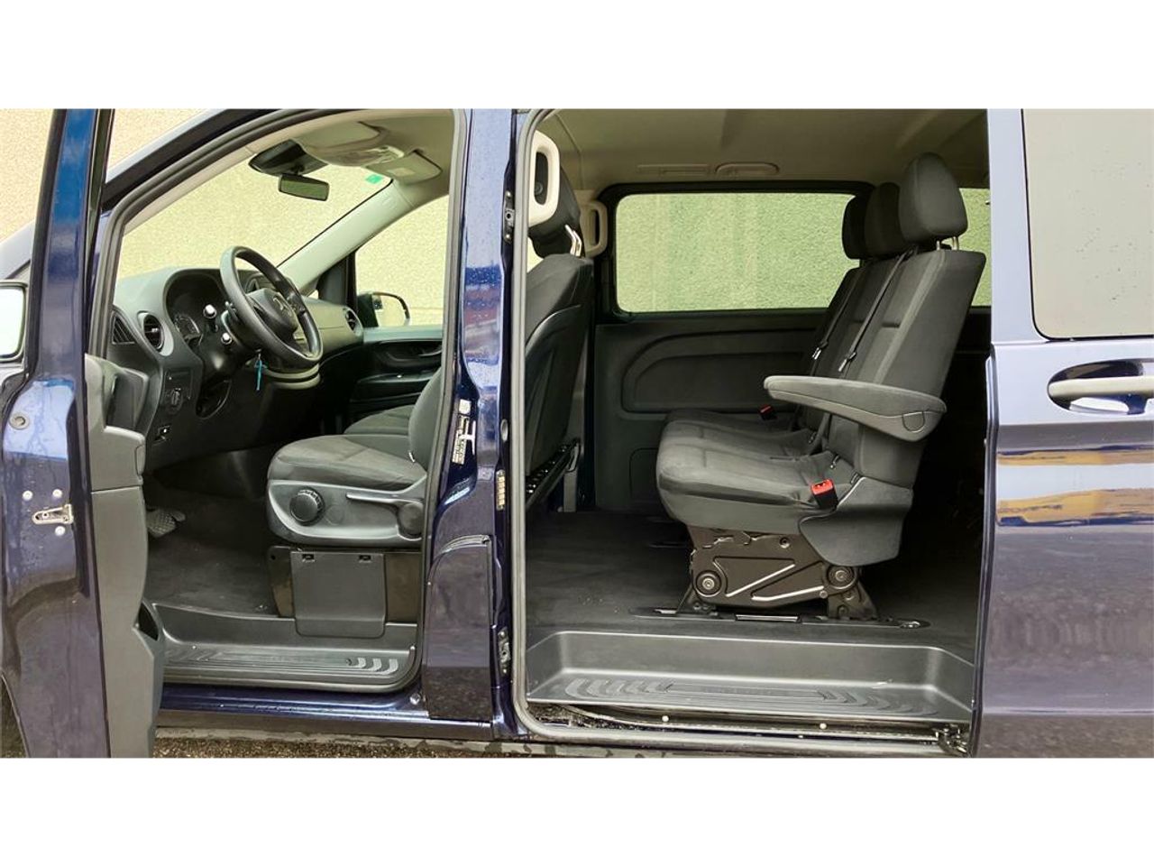 Foto Mercedes-Benz Vito 21