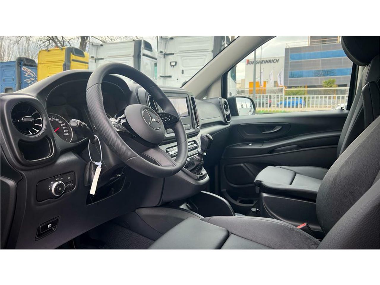 Foto Mercedes-Benz Vito 7