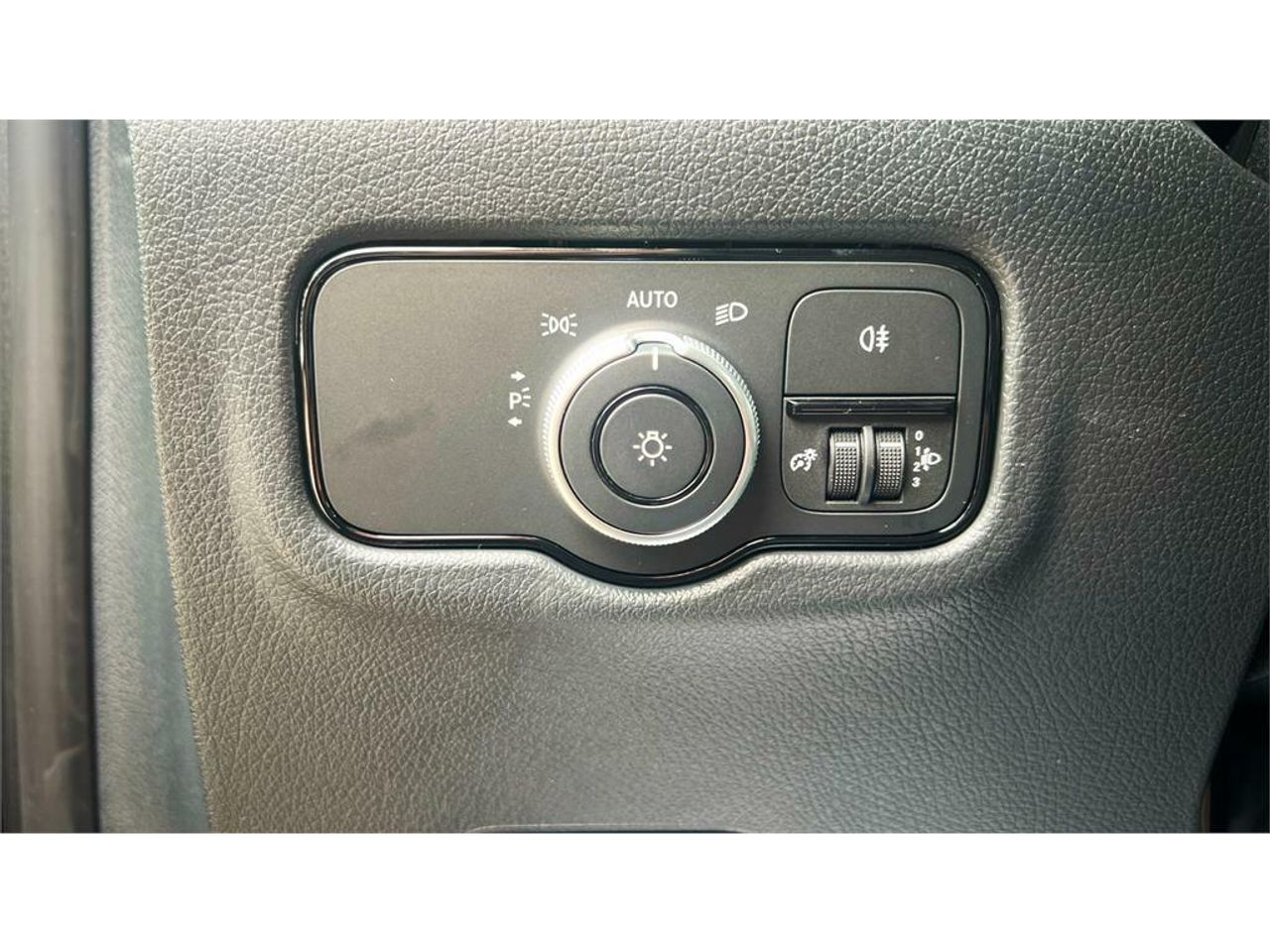 Foto Mercedes-Benz Vito 15