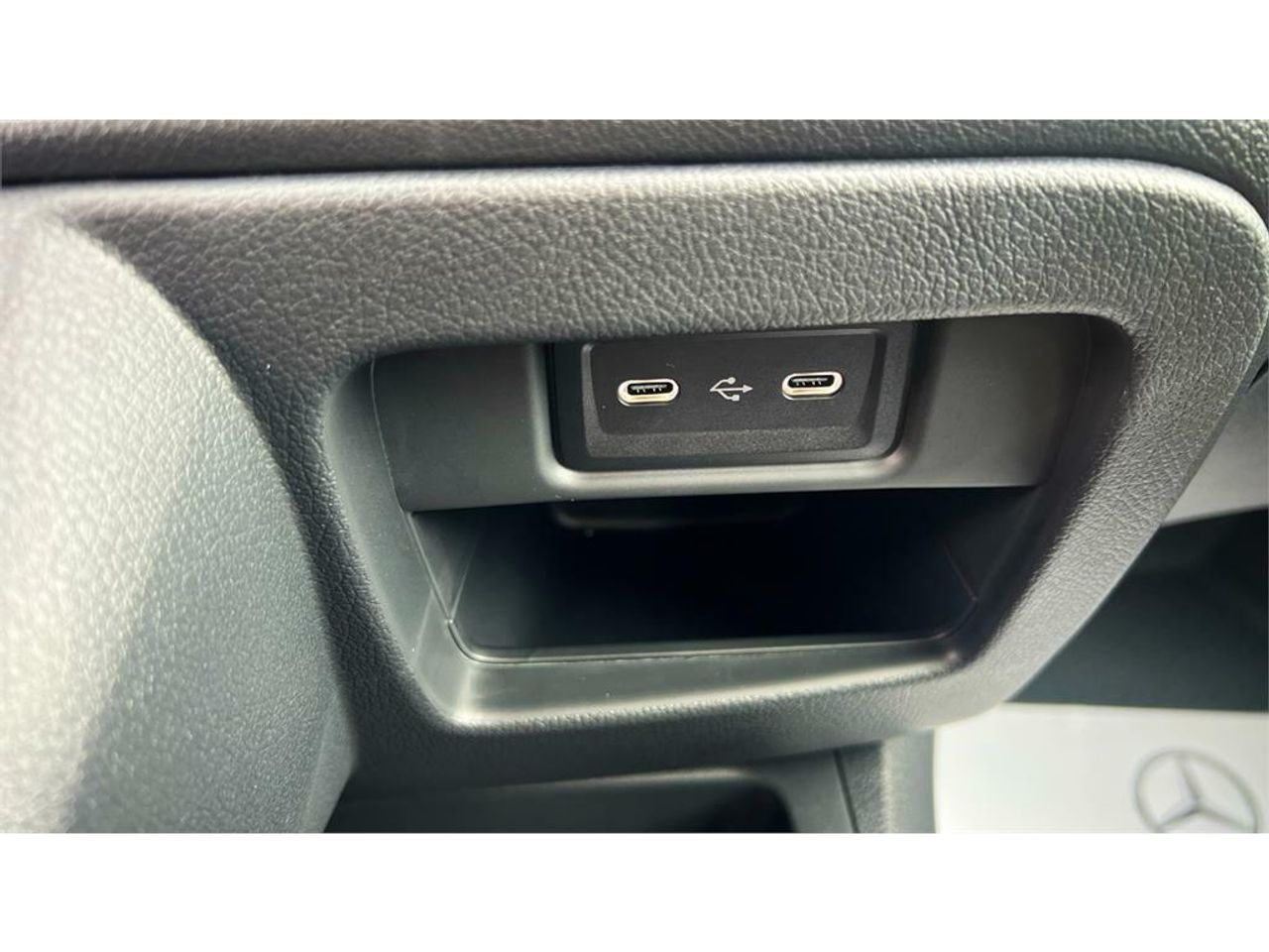 Foto Mercedes-Benz Vito 23
