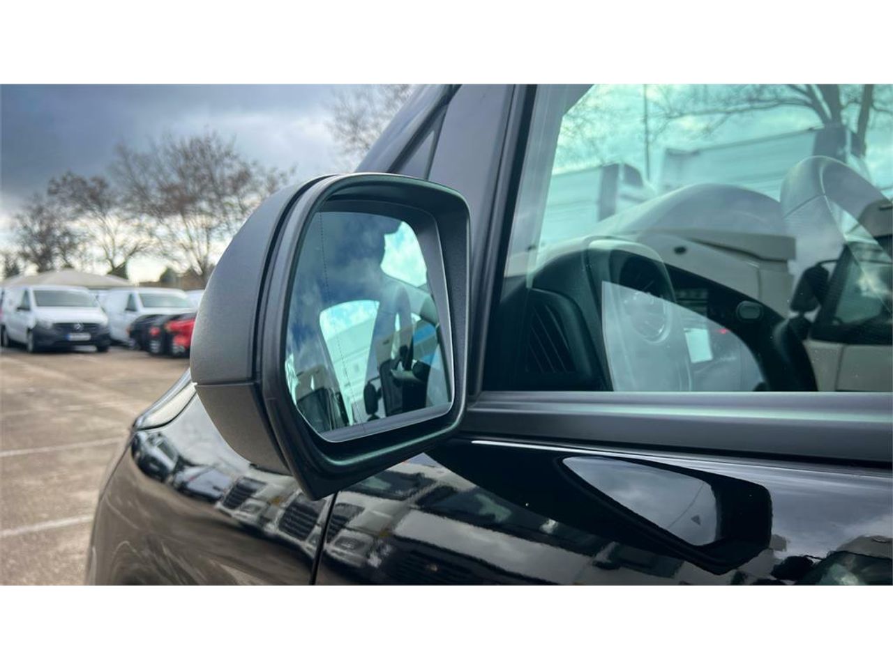 Foto Mercedes-Benz Vito 33