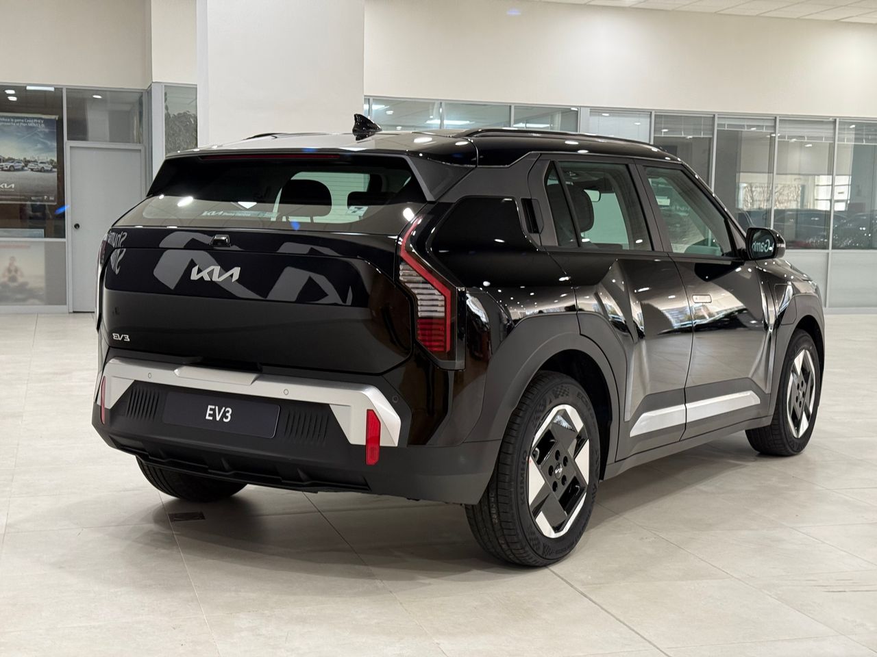 Foto Kia EV3 7