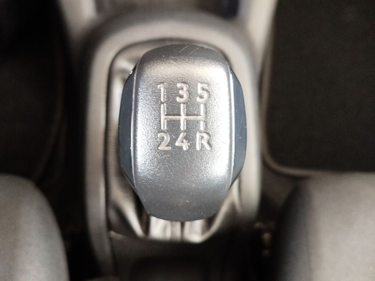 Foto Citroën C4 Cactus 12