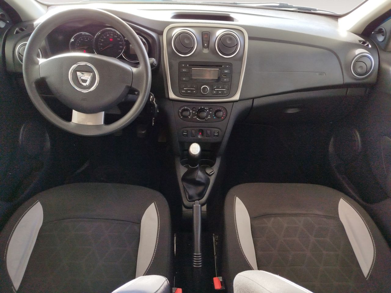 Foto Dacia Sandero 6