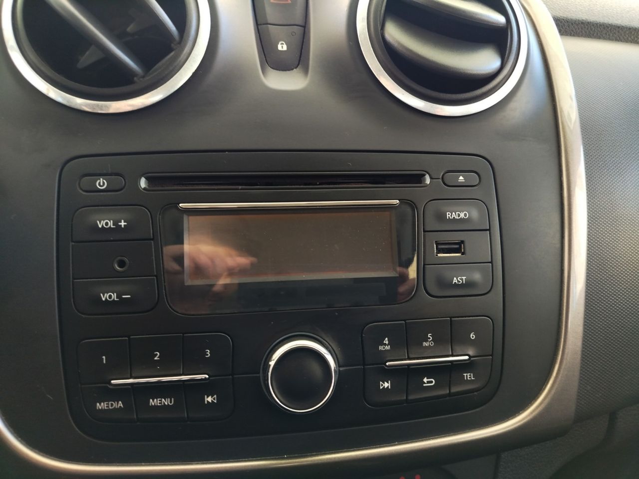 Foto Dacia Sandero 12