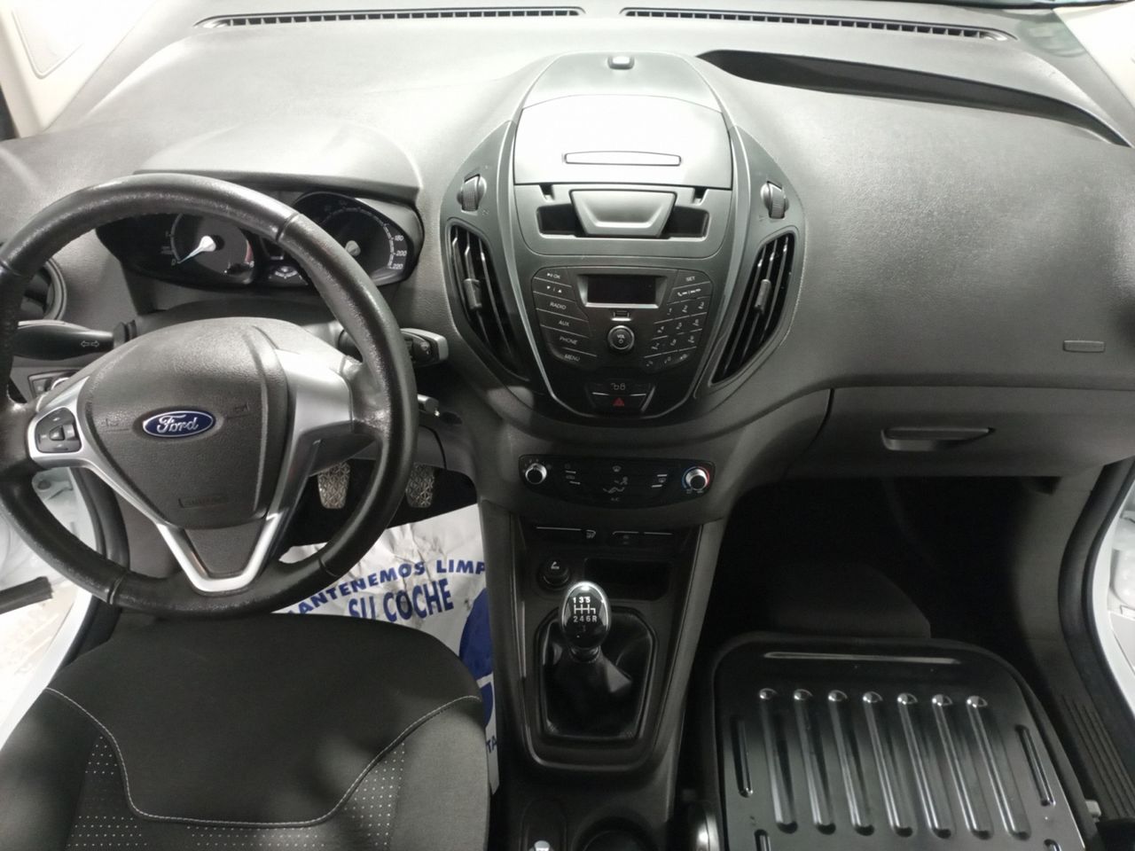 Foto Ford Transit  Courier 6