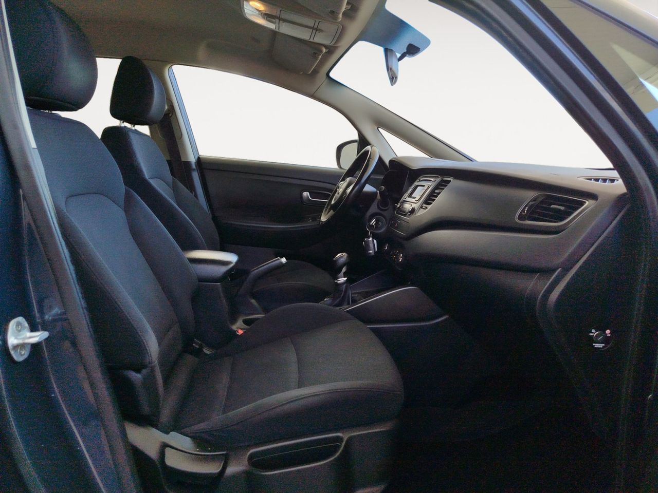 Foto Kia Carens 11