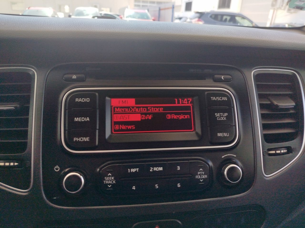 Foto Kia Carens 15
