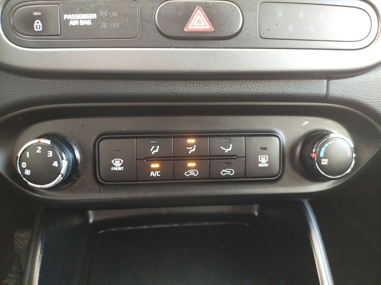 Foto Kia Carens 18