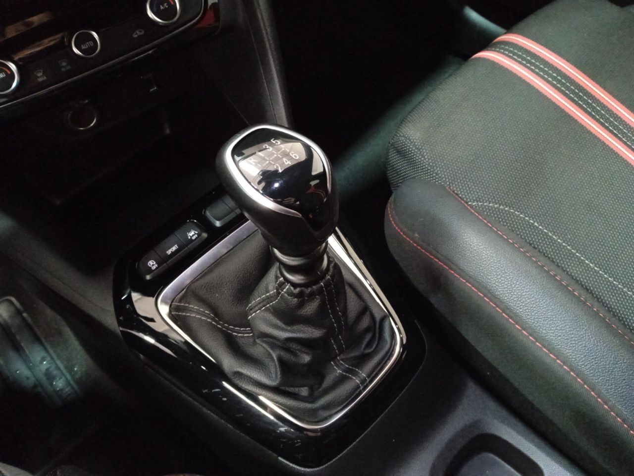 Foto Opel Corsa 12