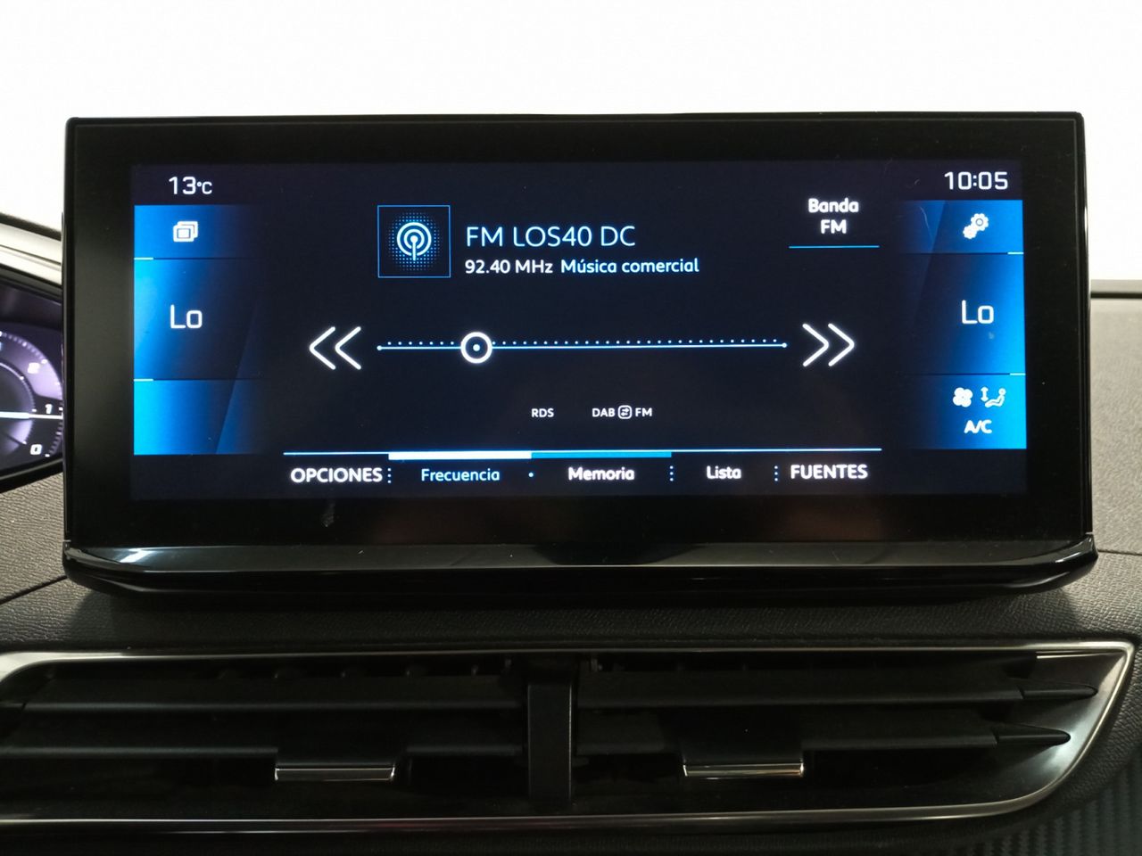 Foto Peugeot 5008 16