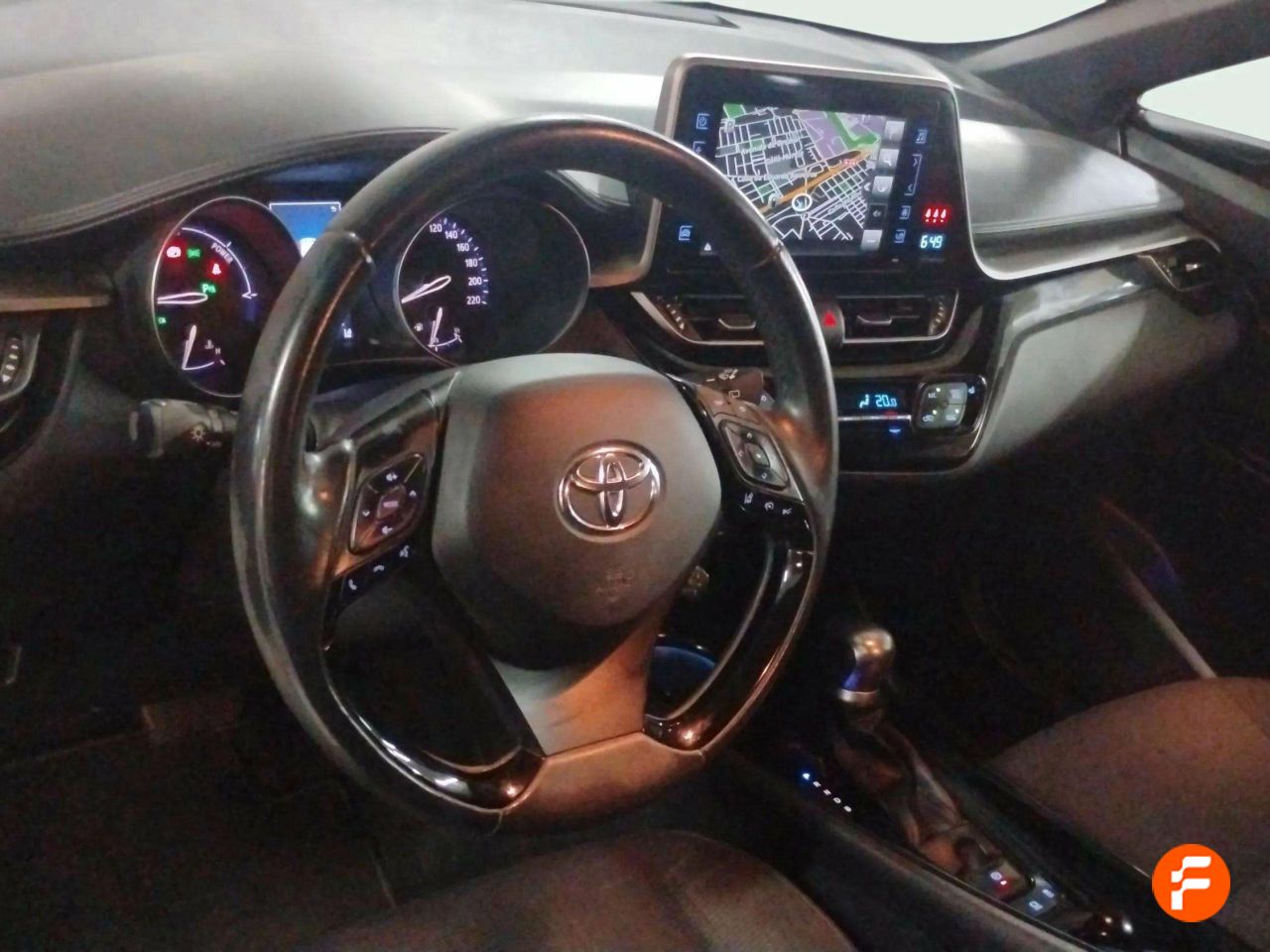 Foto Toyota C-HR 8