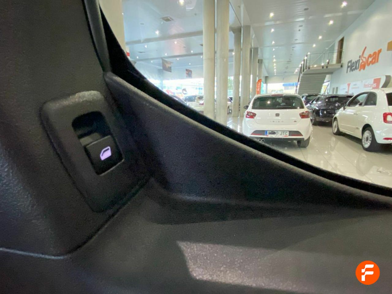 Foto Citroën Berlingo 24