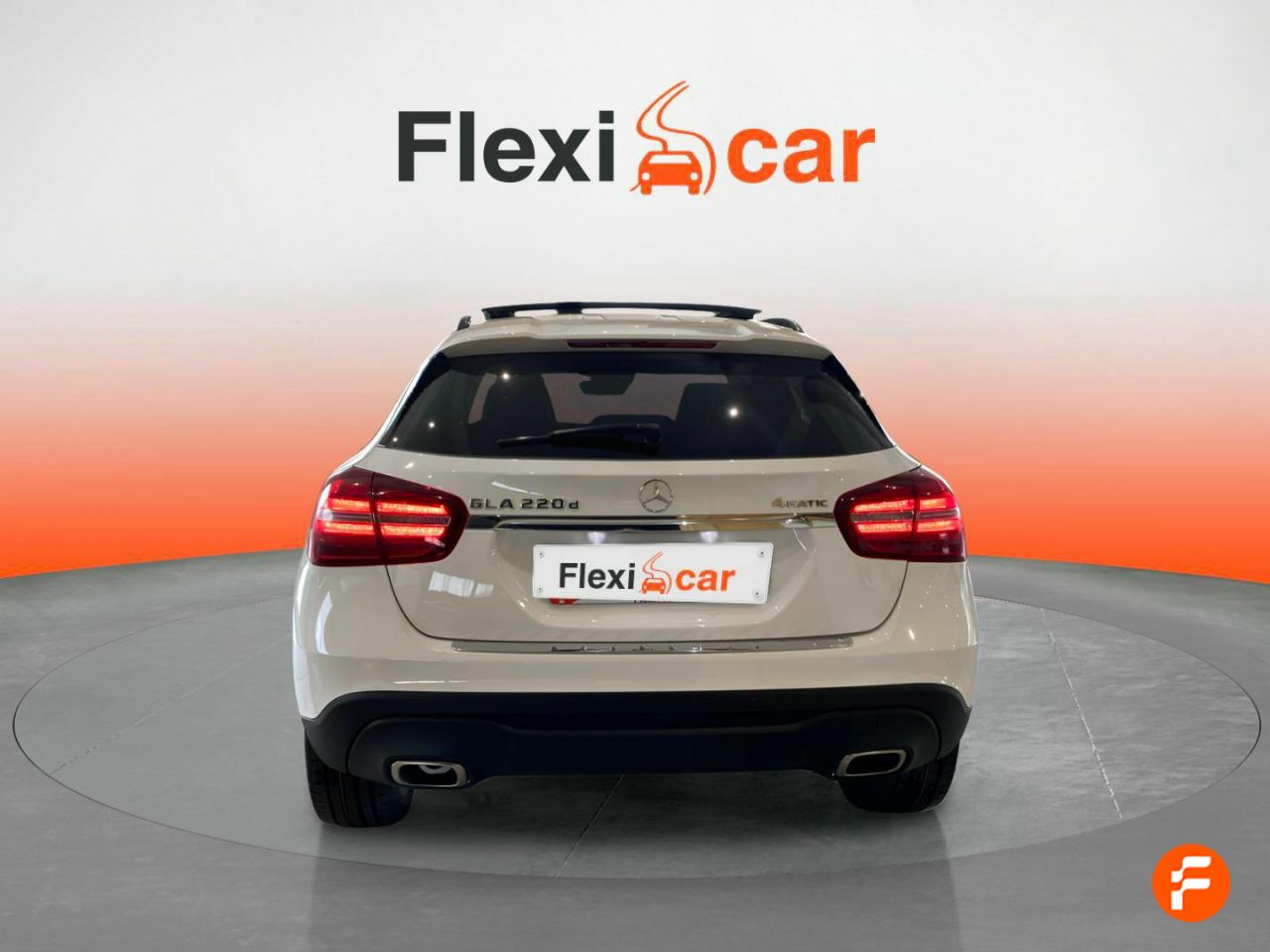Foto Mercedes-Benz Clase GLA 9