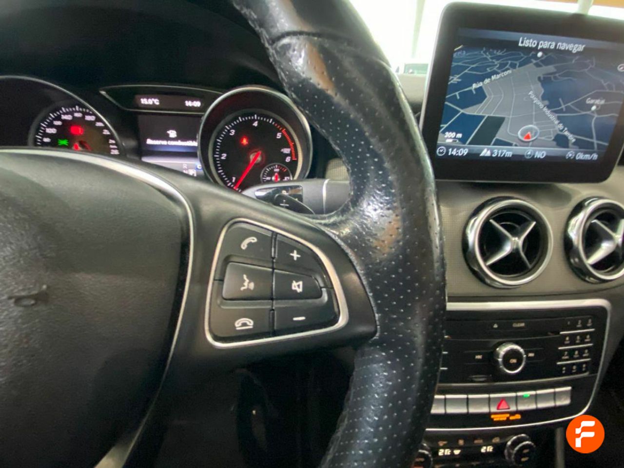 Foto Mercedes-Benz Clase GLA 17