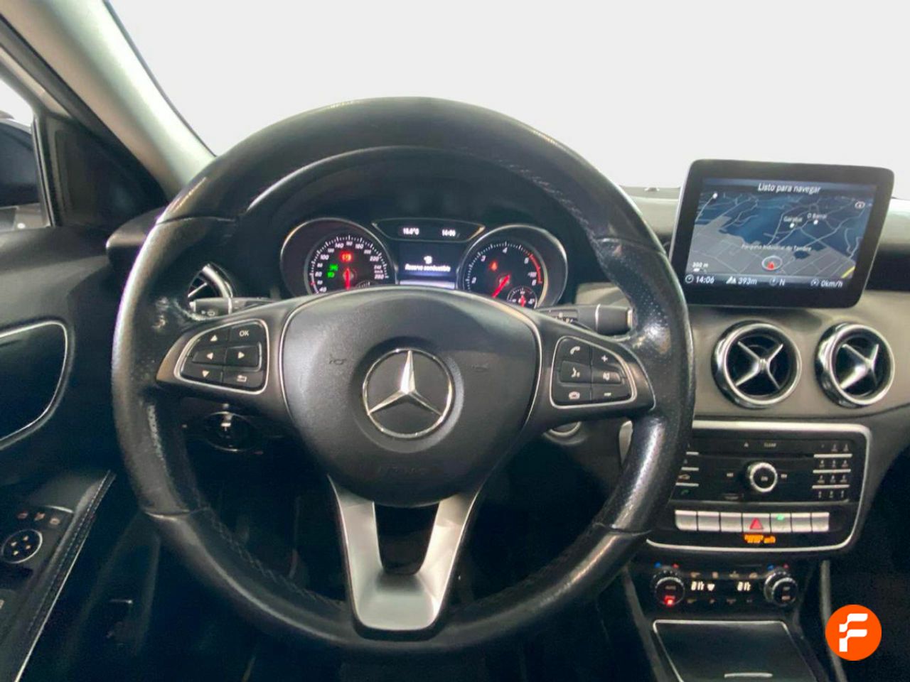 Foto Mercedes-Benz Clase GLA 18