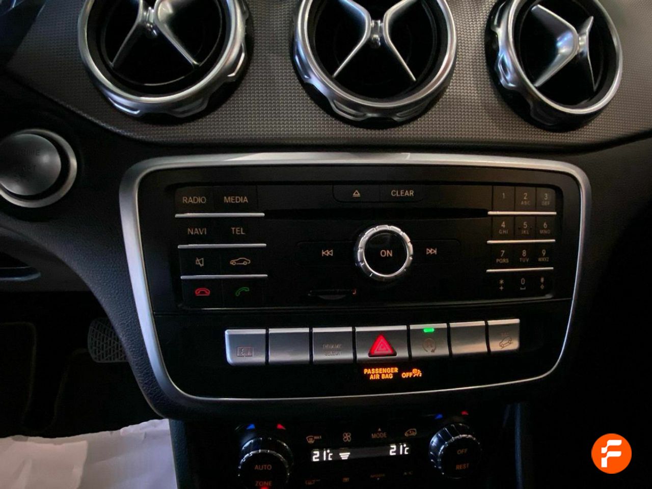 Foto Mercedes-Benz Clase GLA 44