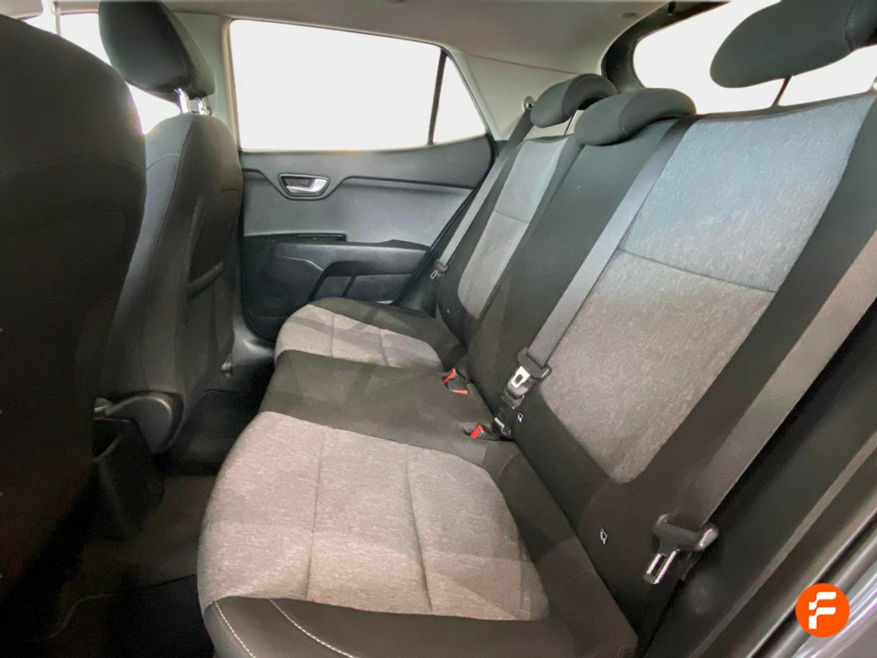 Foto Kia Stonic 19