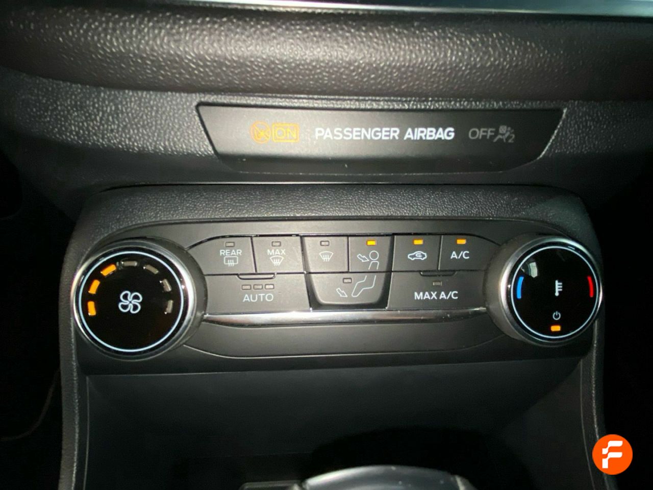 Foto Ford Fiesta 16