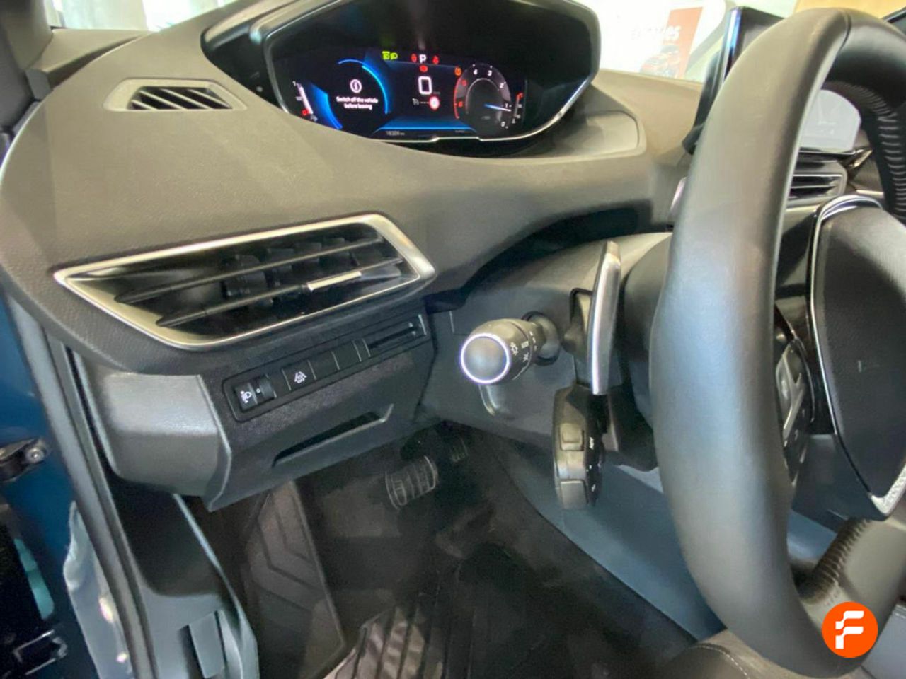 Foto Peugeot 5008 18