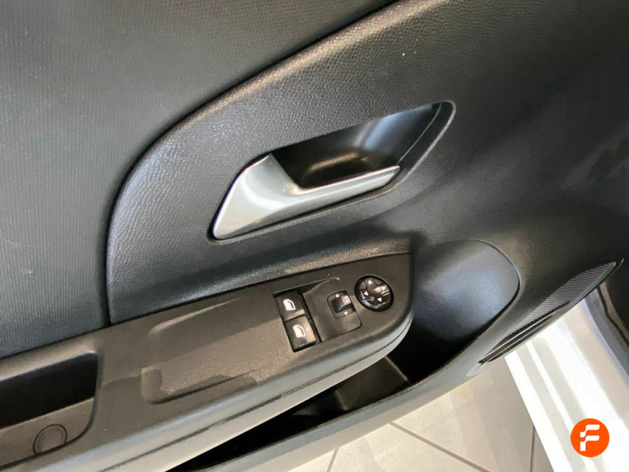 Foto Opel Corsa 21