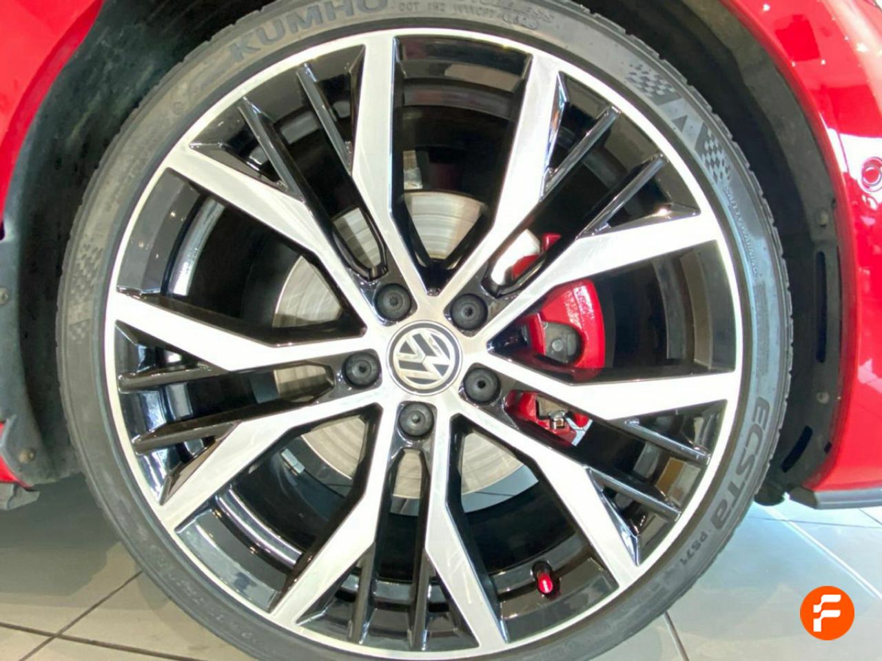 Foto Volkswagen Golf 25