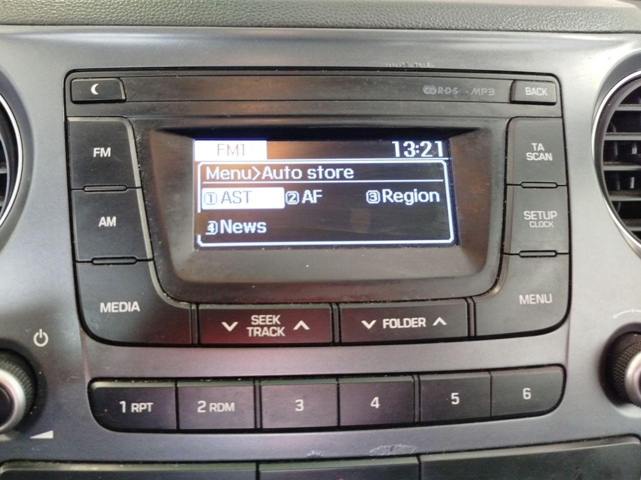 Foto Hyundai i10 14