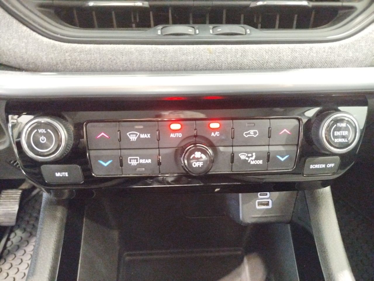 Foto Jeep Compass 17