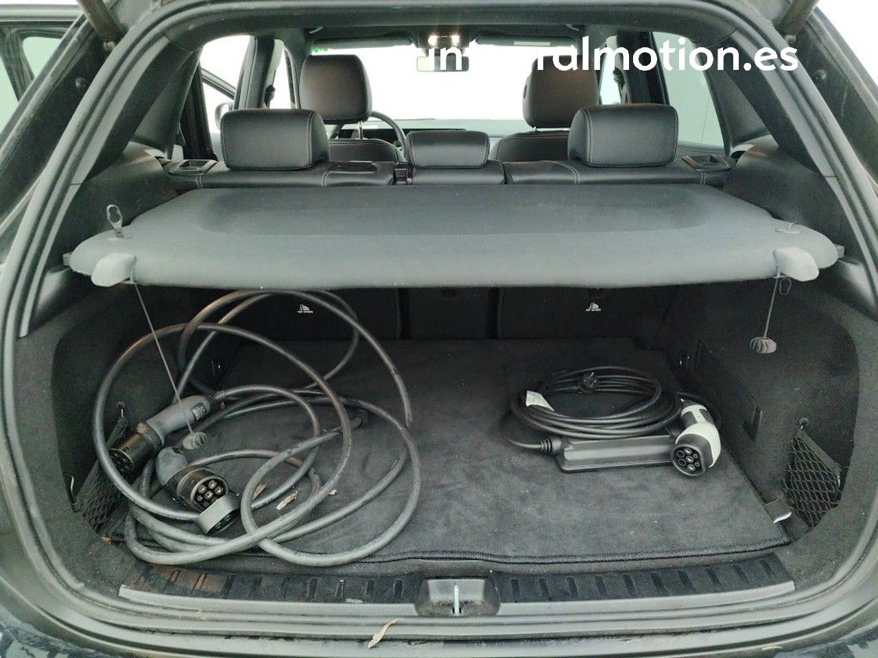 Foto Mercedes-Benz EQA 7