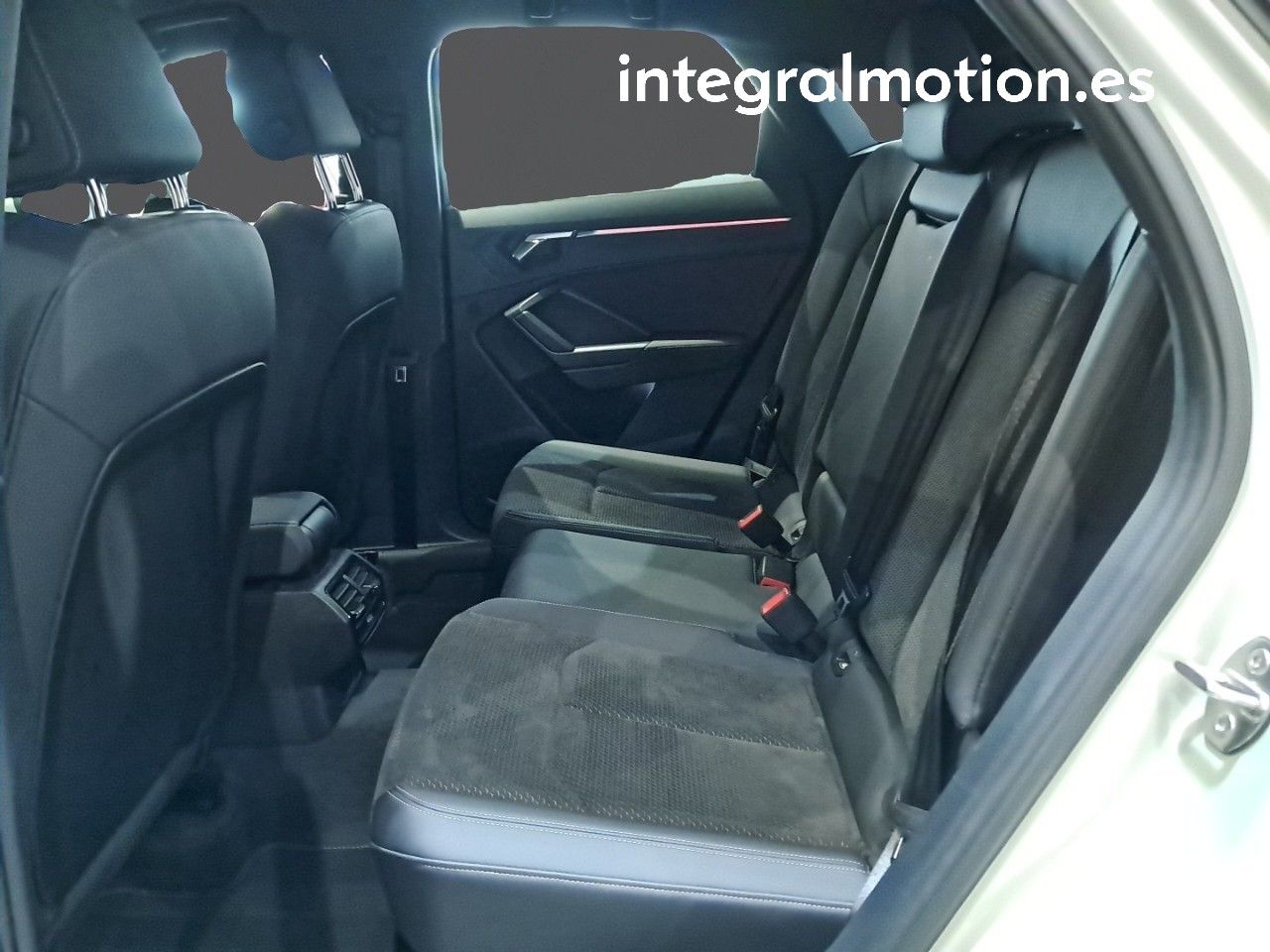 Foto Audi Q3 10