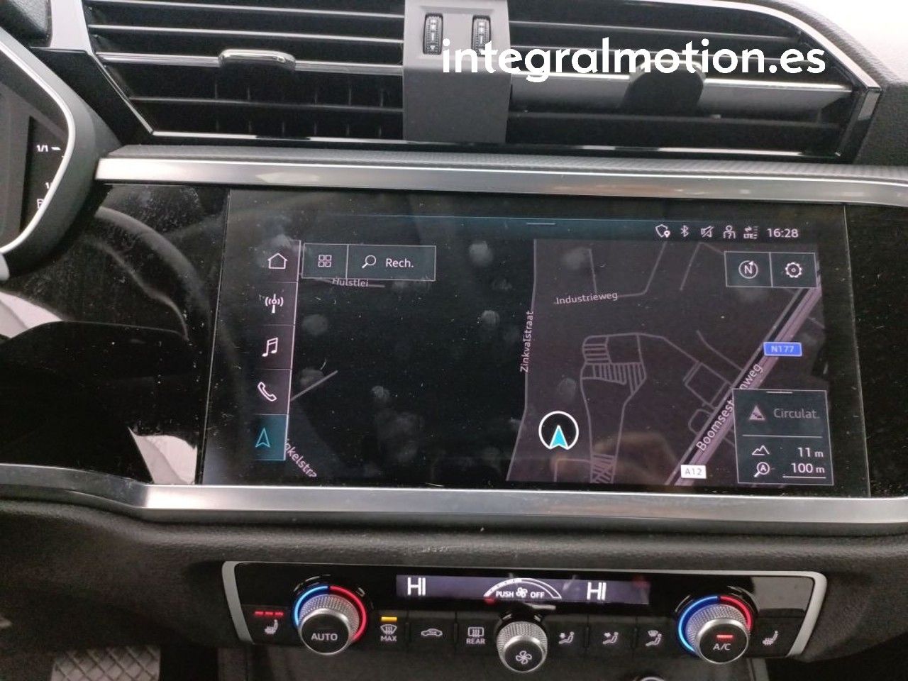 Foto Audi Q3 8