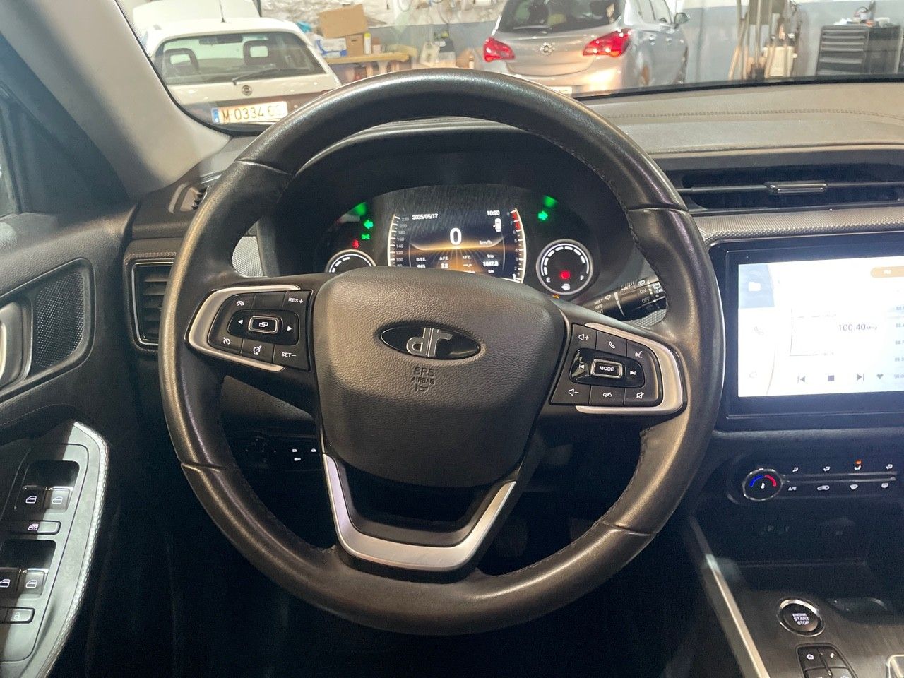 Foto DR Automobiles DR4 11