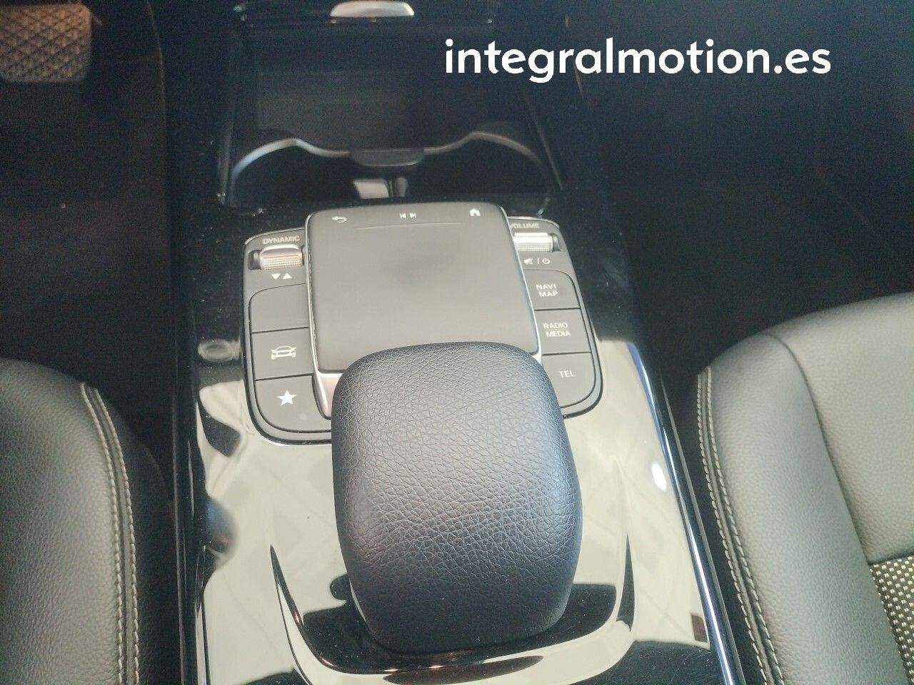 Foto Mercedes-Benz Clase CLA 18