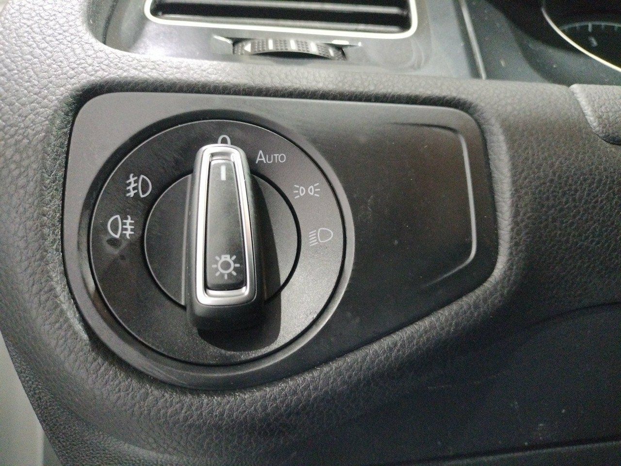 Foto Volkswagen Golf 14
