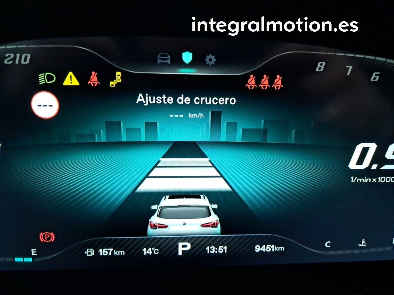 Foto MG HS 8